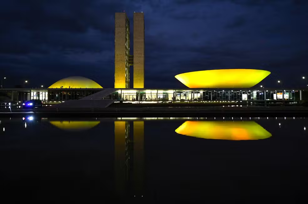 Além do Planalto: Eleição do Novo Congresso Decide Transição Tributária, Desoneração, Teto de Herança e R$ 45 Bi em Emendas
